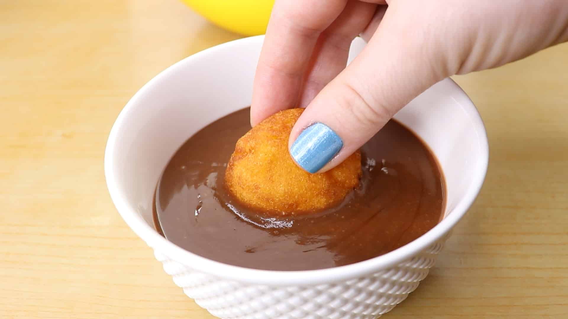 Bolinho de Chuva de Cenoura